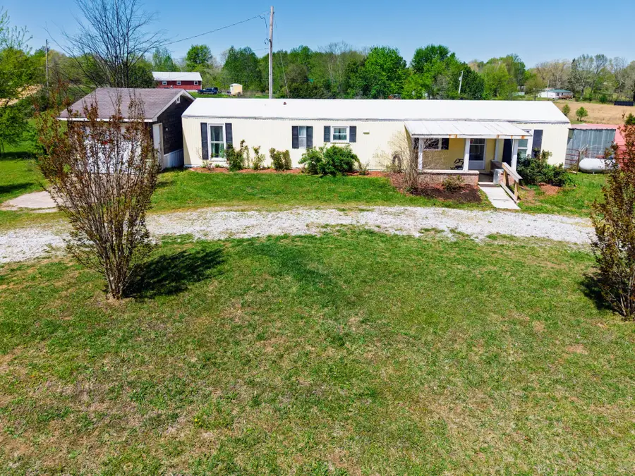 123 E Richview Rd, Cumberland City, TN 37050 - #2
