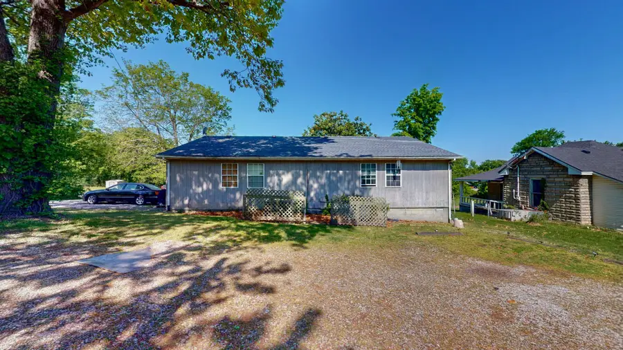 314 Thompson St, Hopkinsville, KY 42240 - #2