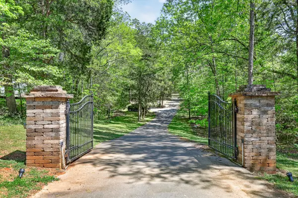 3449 Red Oak Trl, Murfreesboro, TN 37130