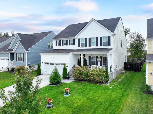 6554 Palm Warbler Dr, Murfreesboro, TN 37128