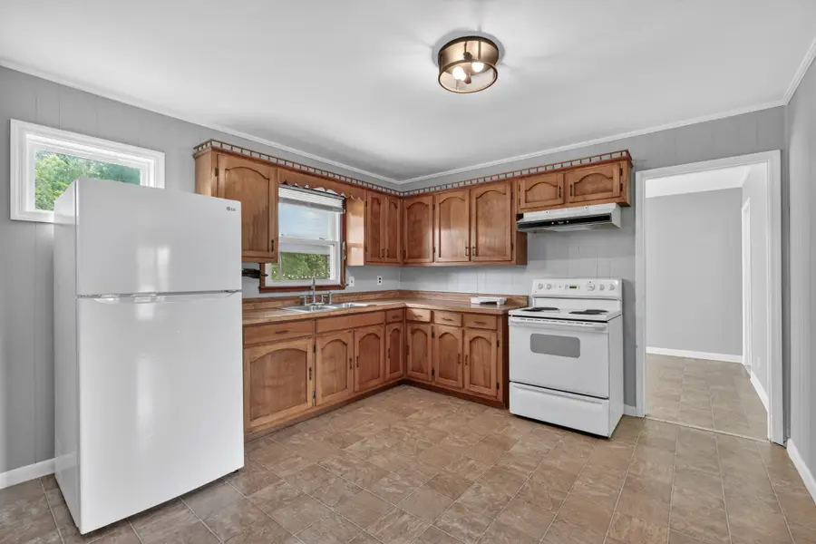 130 Circle Dr, Fayetteville, TN 37334 - #2