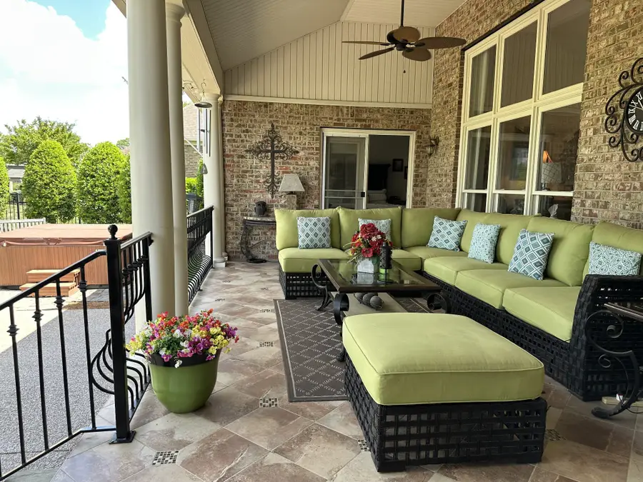 414 Ridgecrest Ln, Lebanon, TN 37087 - #2