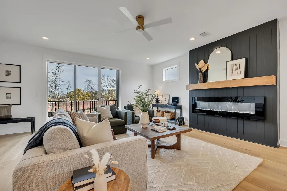 824A Watts Ln, Nashville, TN 37209 - #1