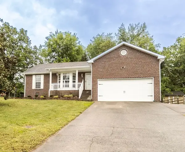 1362 Archer Pl, Clarksville, TN 37043