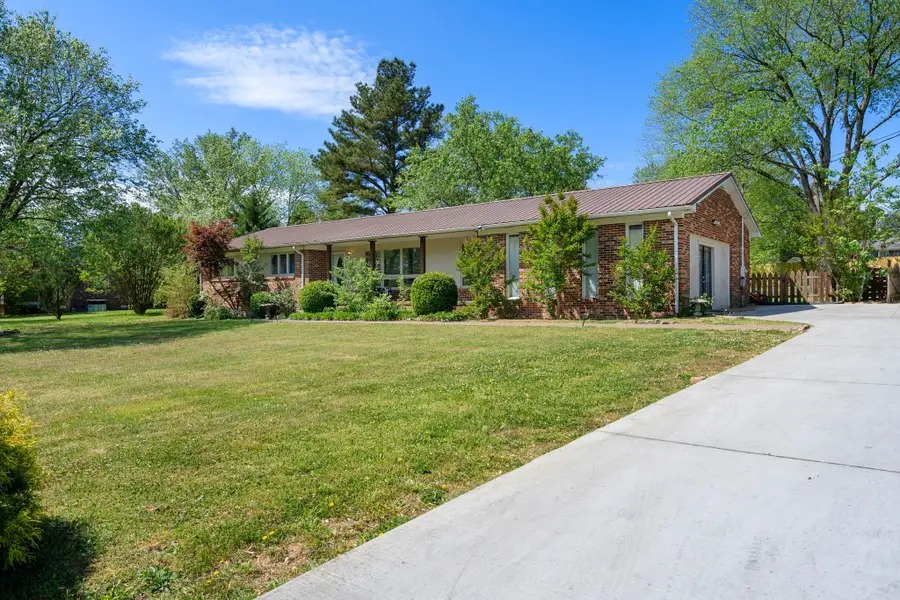 903 Mead Dr, Shelbyville, TN 37160 - #3
