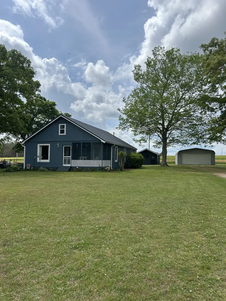 3655 Waynesboro Hwy, Lawrenceburg, TN 38464 - #3