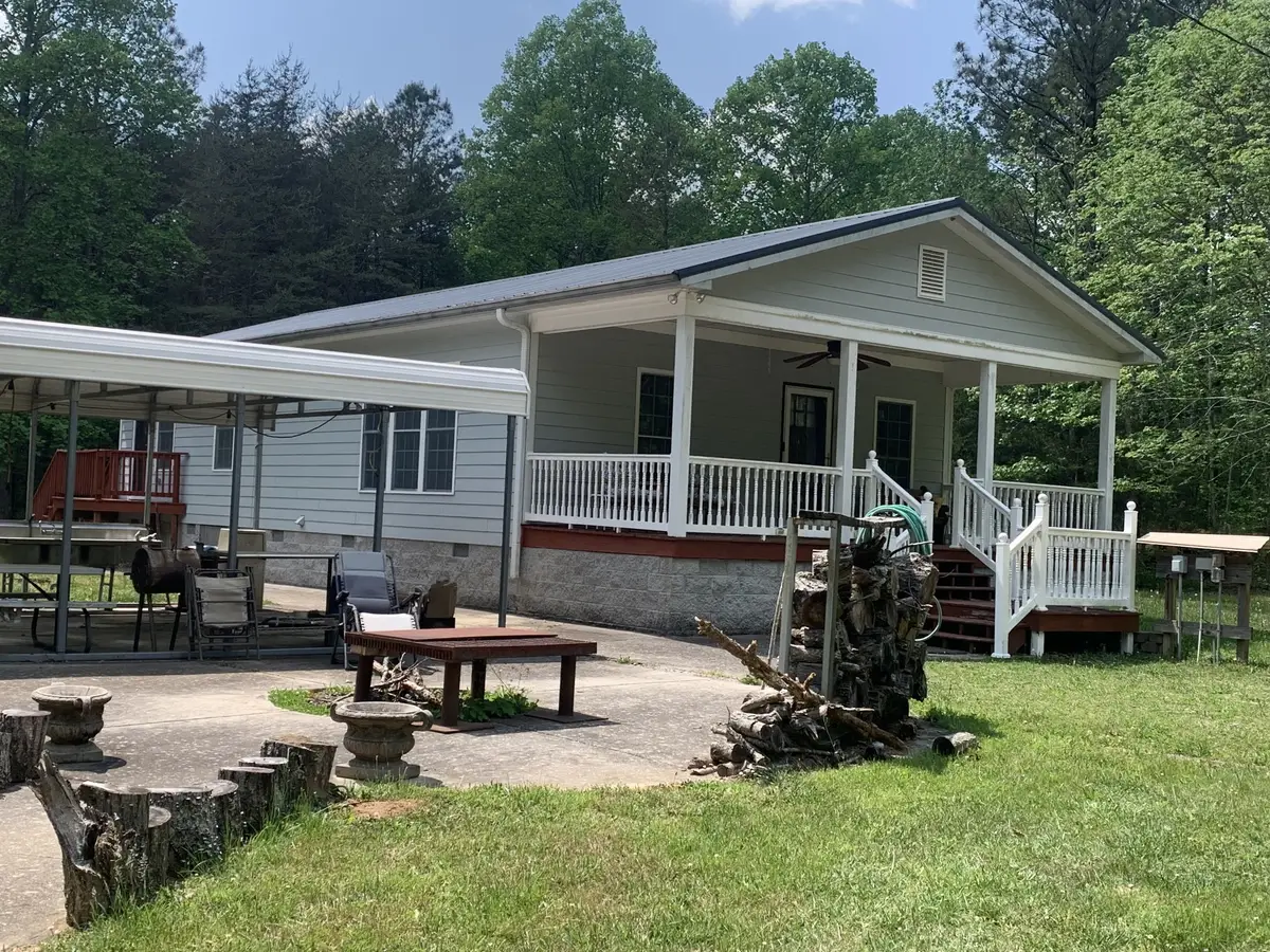 210 Double Check Ln, Belvidere, TN 37306 - #1