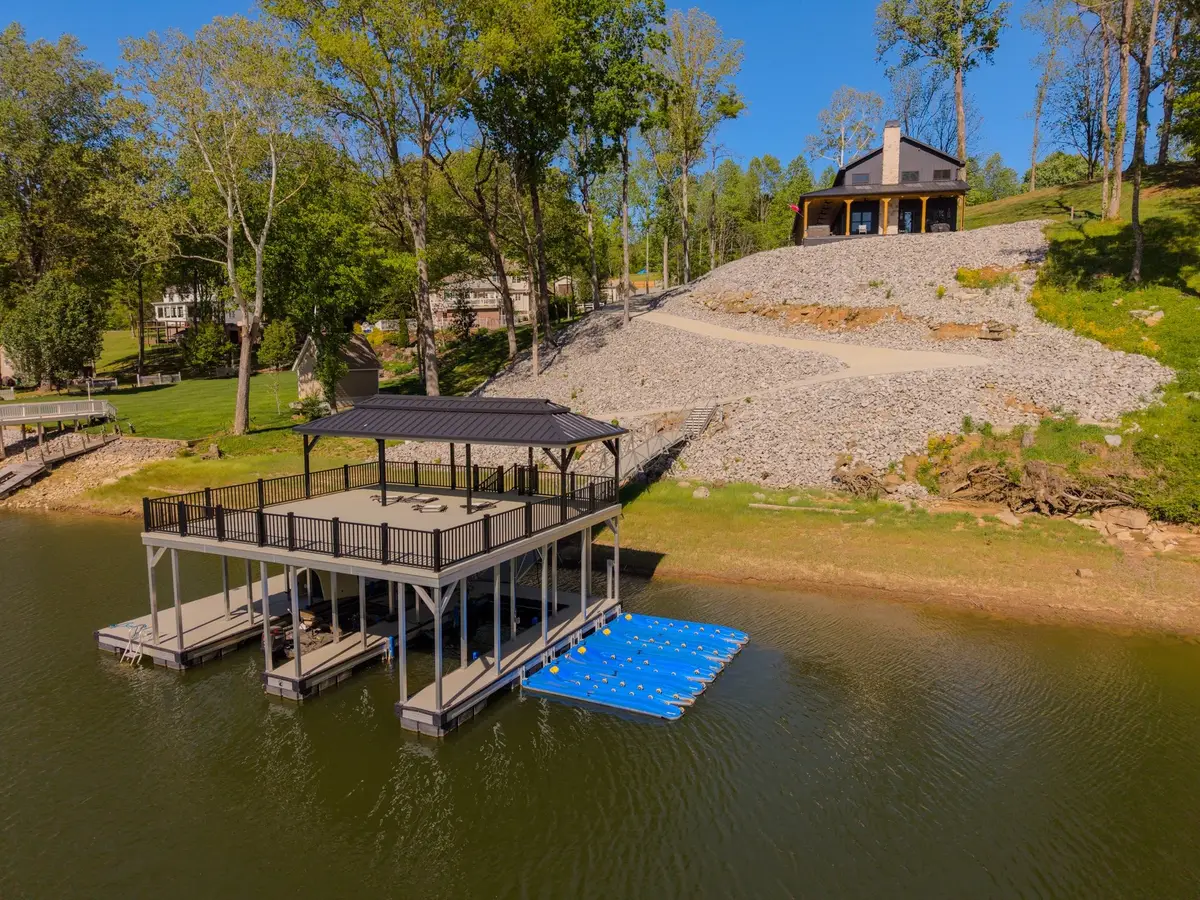 139 River Oaks Dr, Sparta, TN 38583 - #1