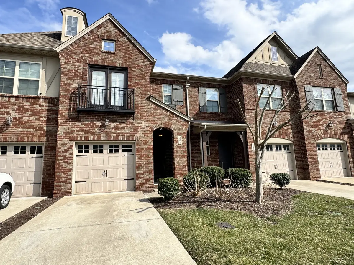 207 Bixby Private Ln, Hendersonville, TN 37075 - #1