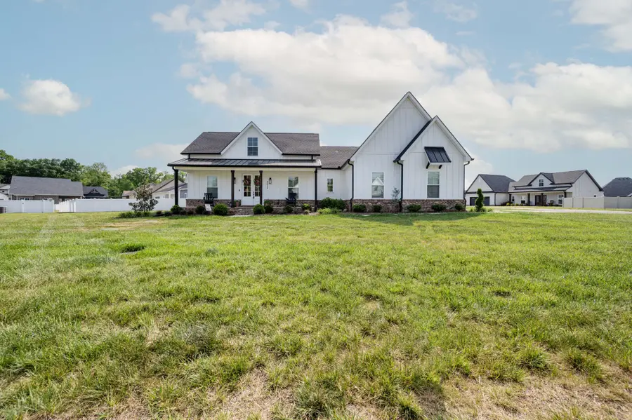 3011 Bootknife Dr, Bell Buckle, TN 37020 - #2