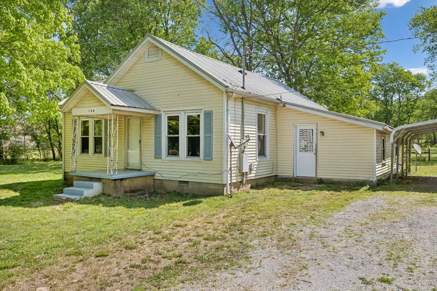 109 Ostella Rd, Cornersville, TN 37047 - #2
