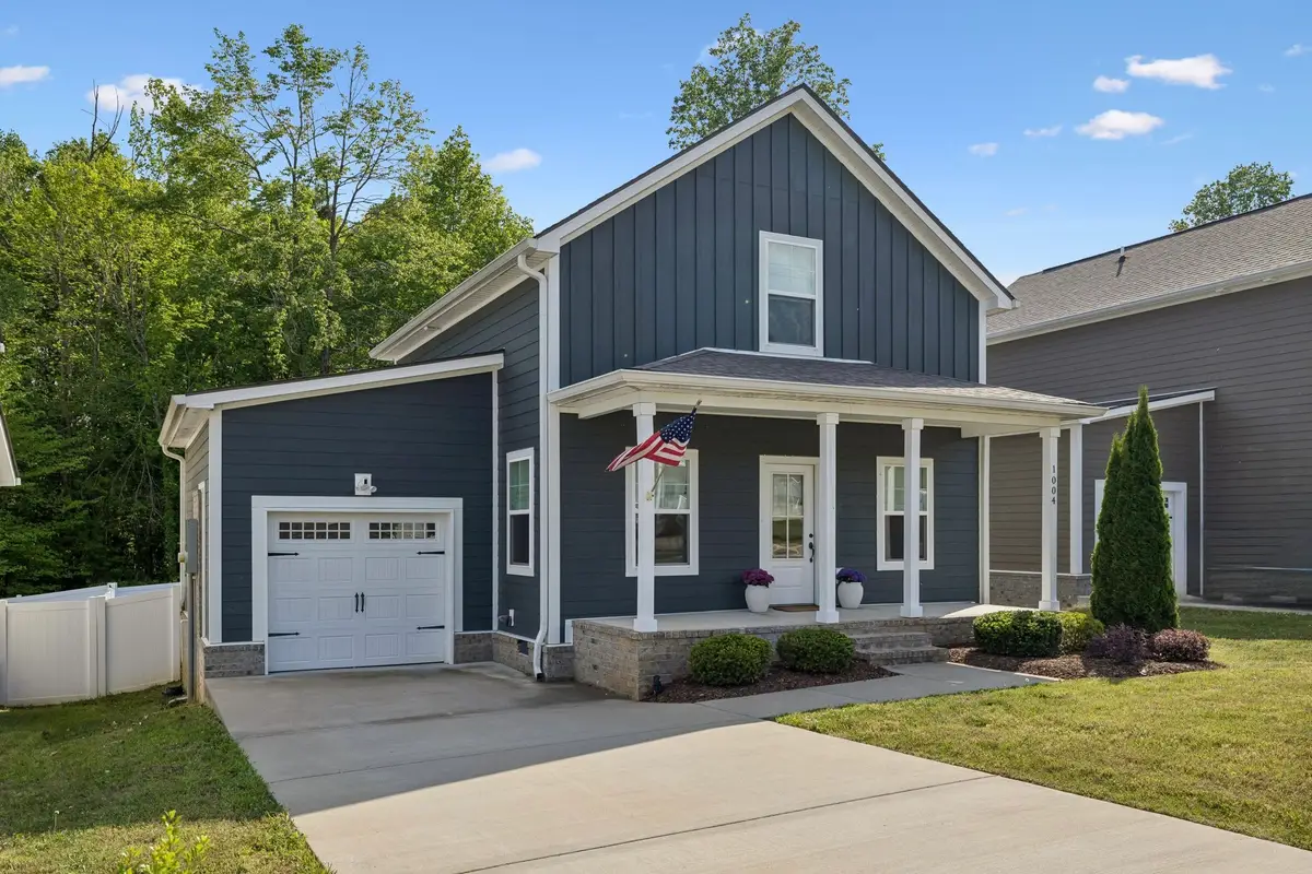 1004 Sycamore Rdg E, Burns, TN 37029 - #1