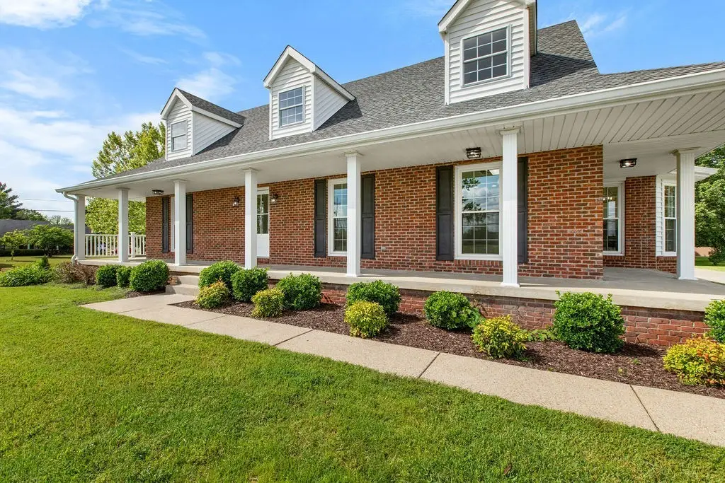 754 Veterans Pkwy, Murfreesboro, TN 37128 - #1