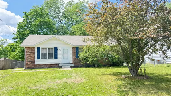 510 Ginkgo Dr, Clarksville, TN 37042