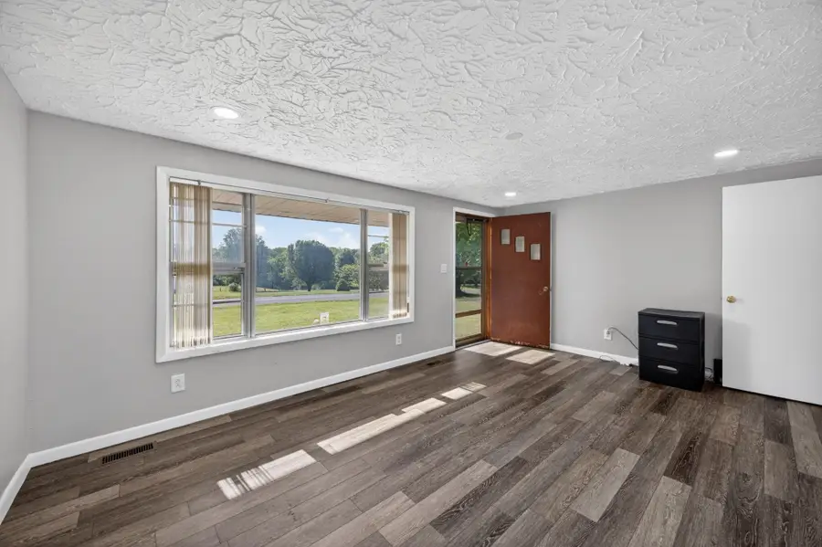 1018 New Hope Rd, Hilham, TN 38568 - #3