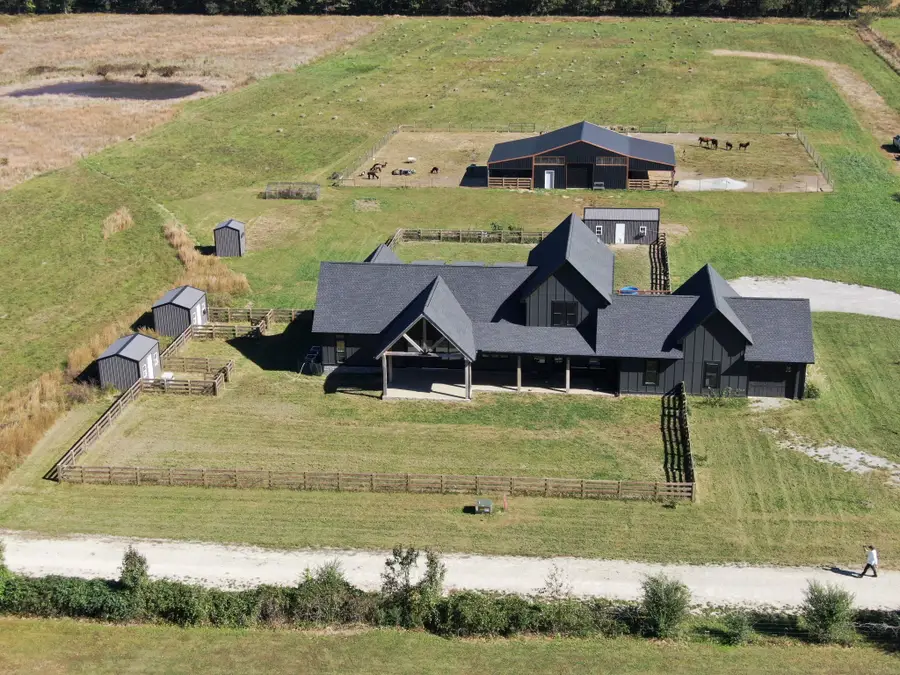 128 Emma Ln, Hohenwald, TN 38462 - #3