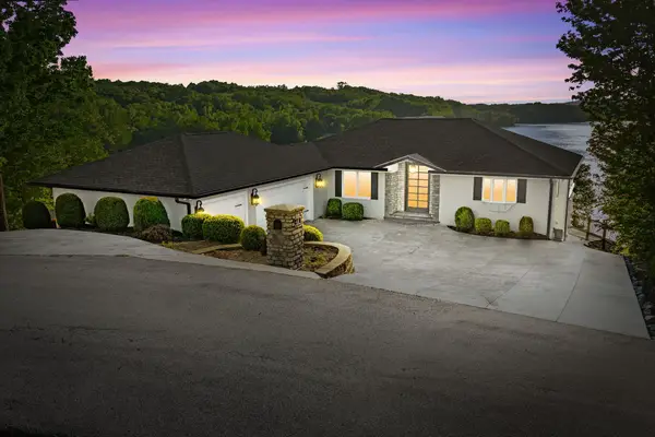 401 Pollard Cir, Cadiz, KY 42211