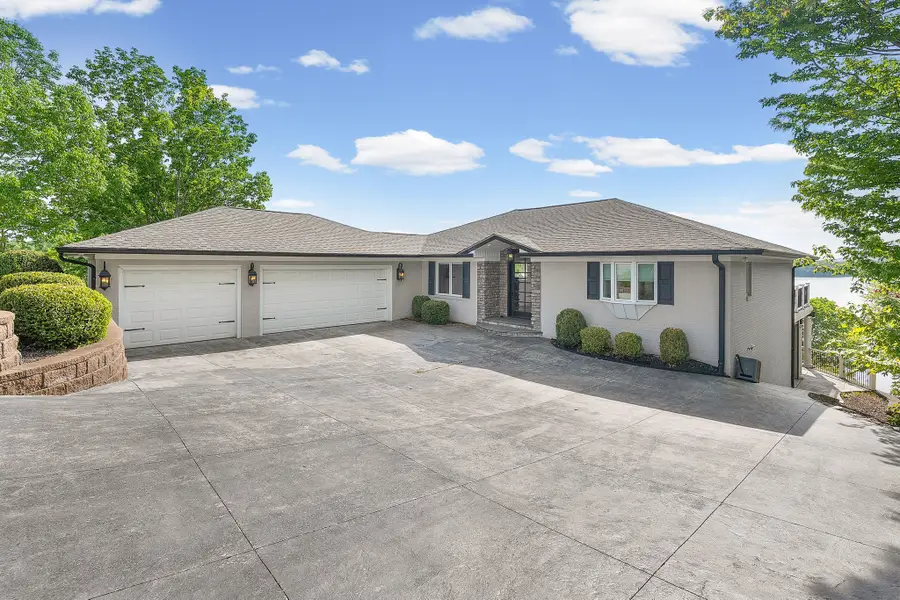 401 Pollard Cir, Cadiz, KY 42211 - #3