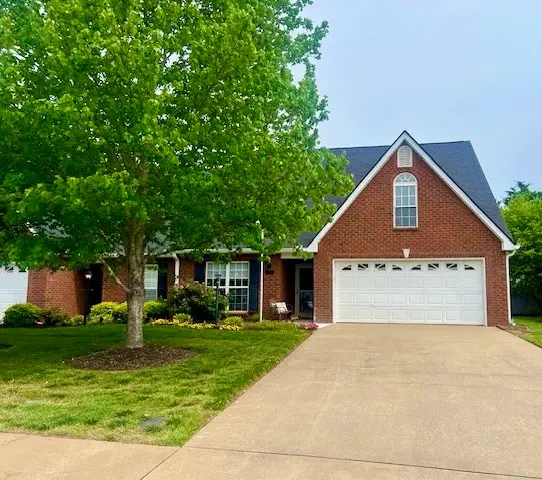 2766 Waywood Dr, Murfreesboro, TN 37128