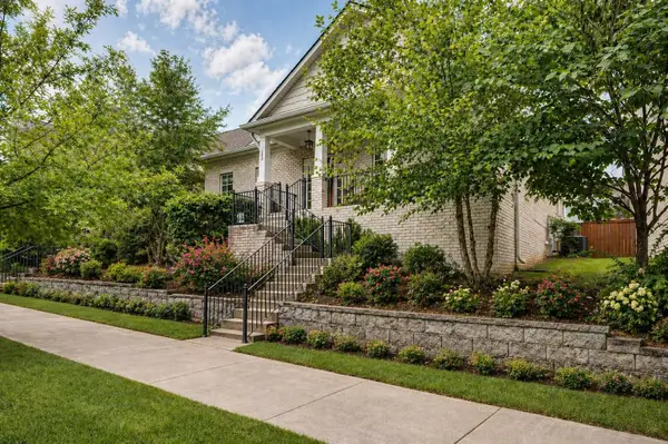 1860 Grace Point Ln, Nolensville, TN 37135