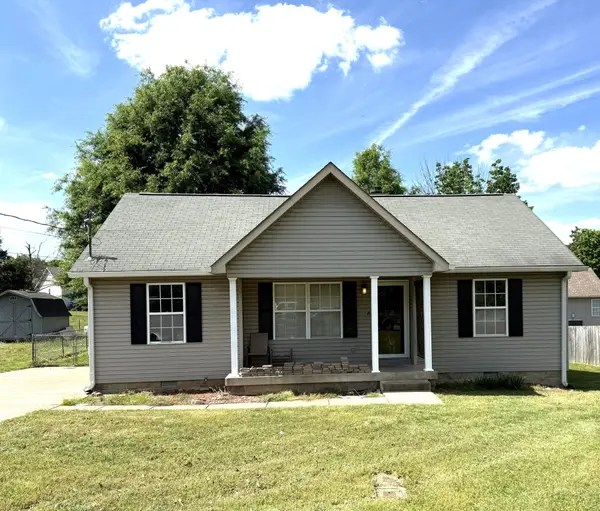 1534 Ridgemont Dr, La Vergne, TN 37086