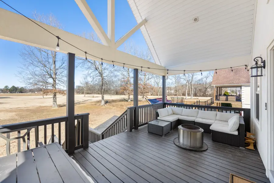 222 Fairway Villa Ln, Decaturville, TN 38329 - #2