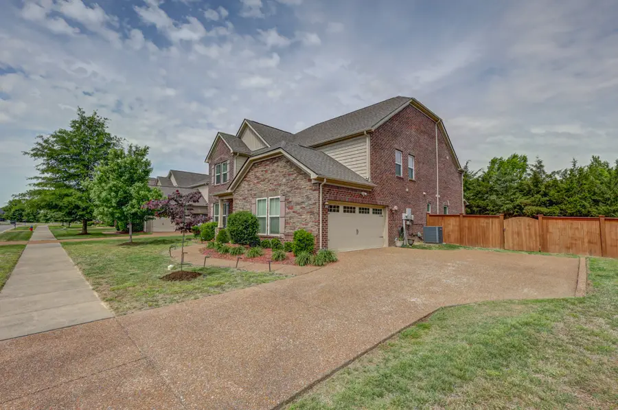 9786 Glenmore Ln, Brentwood, TN 37027 - #3
