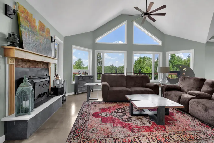 232 Covenant Ln, McMinnville, TN 37110 - #3