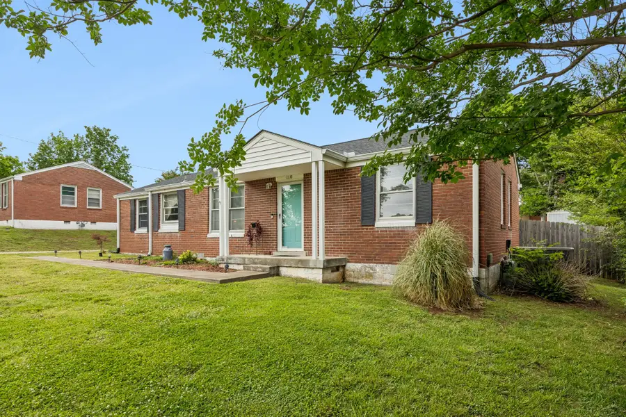 110 Pleasant Dr, Columbia, TN 38401 - #3