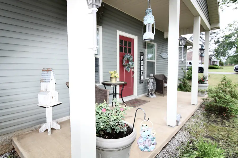 110 Goodman St, Savannah, TN 38372 - #2