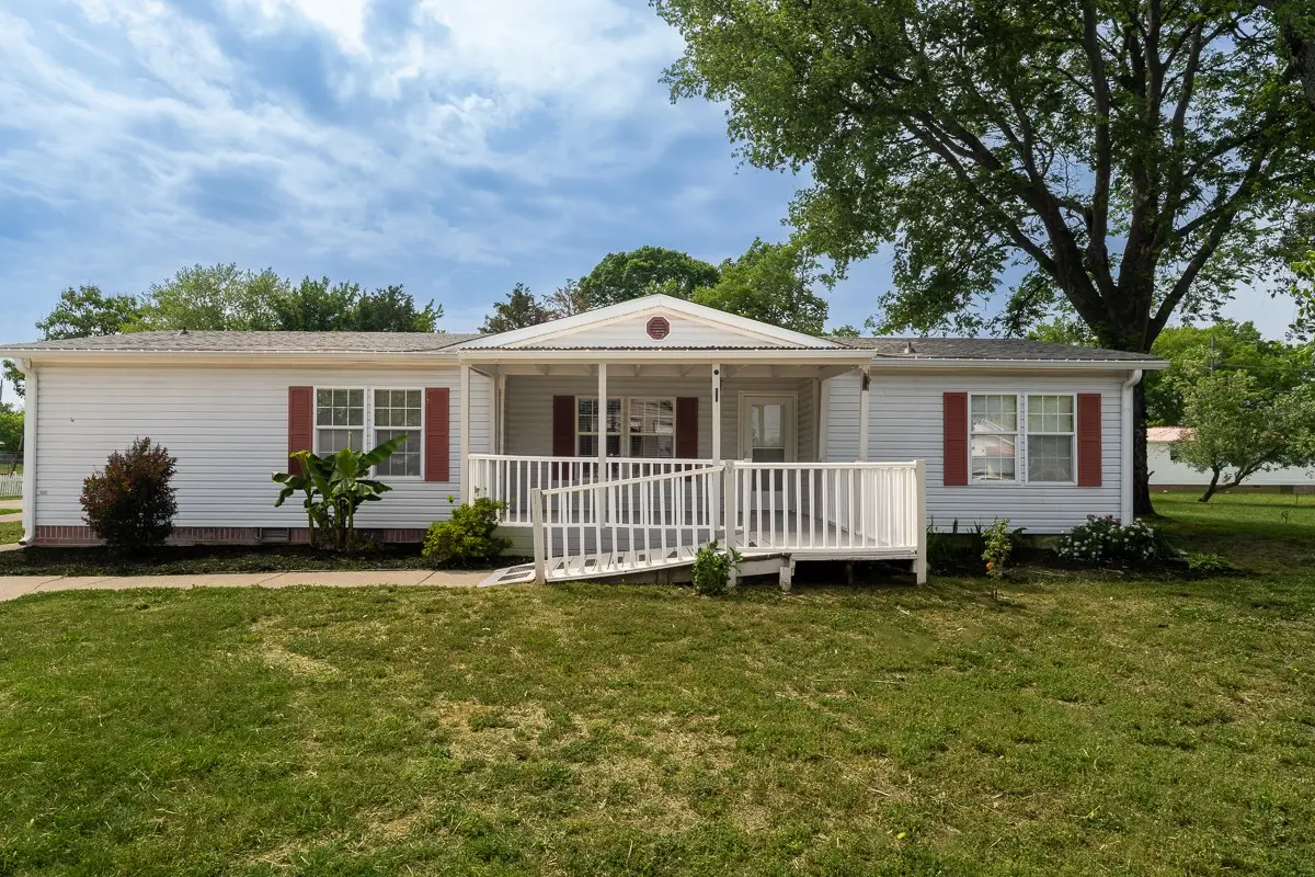 1074 Katherine St, Gallatin, TN 37066 - #1