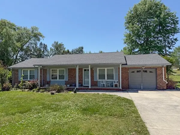 105 Vickers Dr, McMinnville, TN 37110