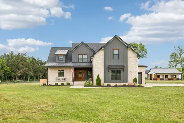 324 Crescent Rd, Murfreesboro, TN 37128