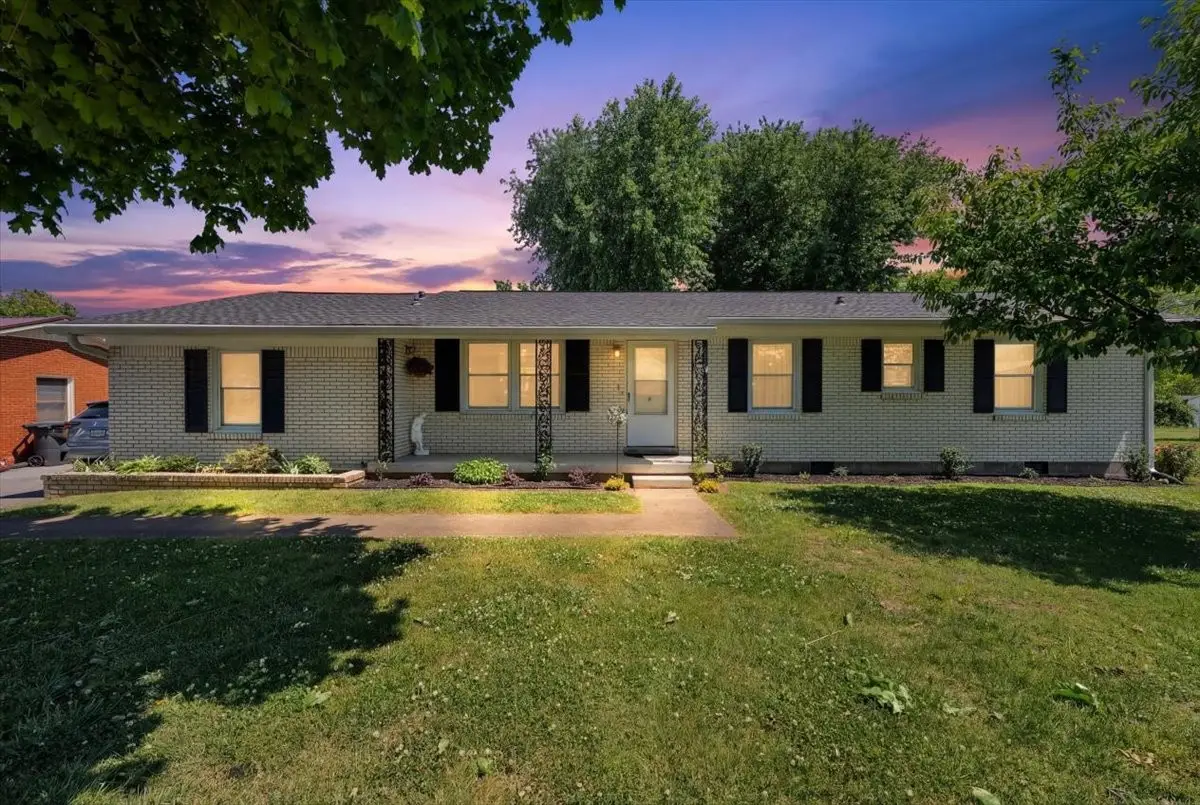 2701 Denham Ave, Columbia, TN 38401 - #1
