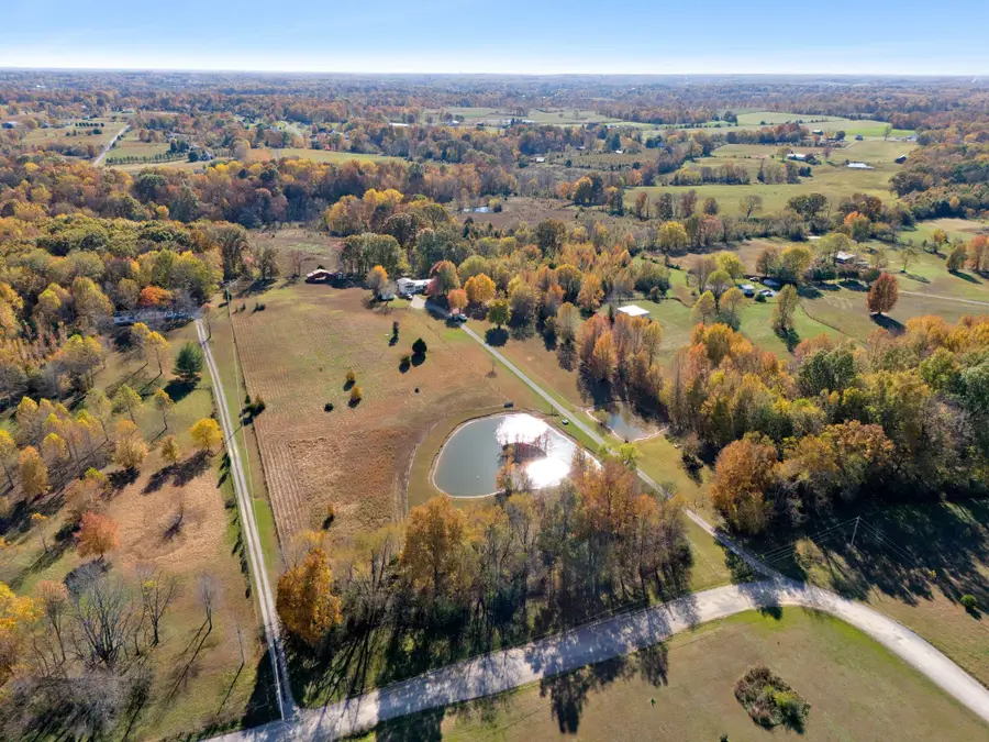 1325 Lost Country Dr, Springfield, TN 37172 - #3