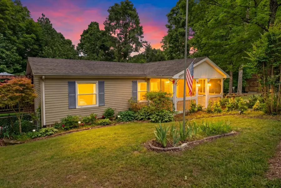 479 Leatherwood Lake Rd, Stewart, TN 37175 - #2