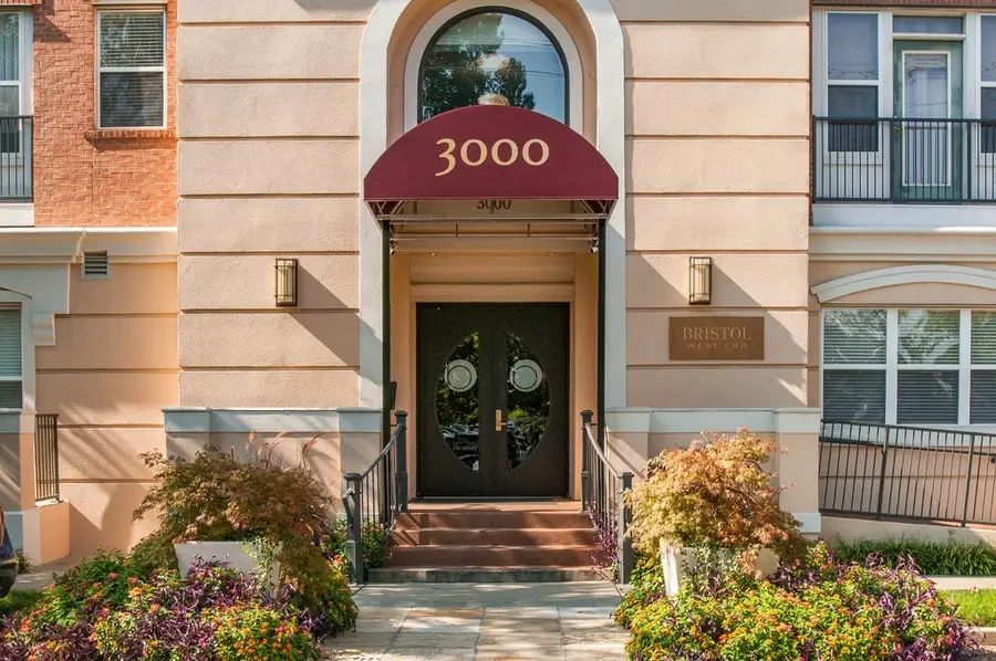 3000 Vanderbilt Pl #413, Nashville, TN 37212 - #2