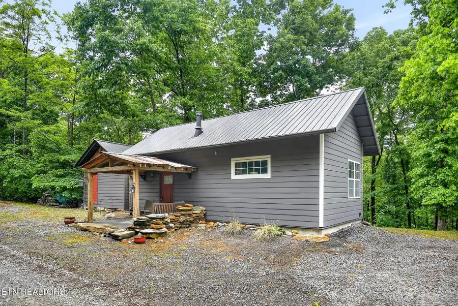853 Rock Springs Rd, Celina, TN 38551 - #2