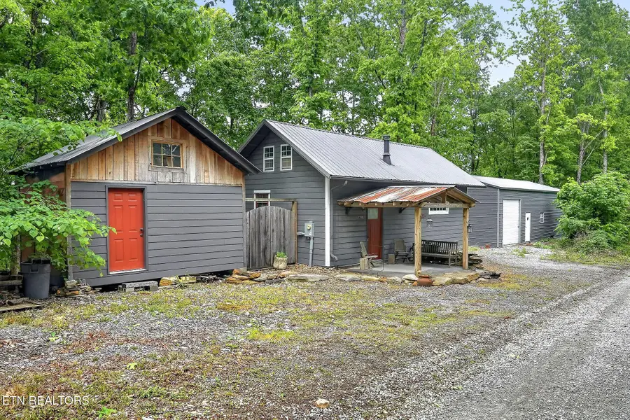 853 Rock Springs Rd, Celina, TN 38551 - #3