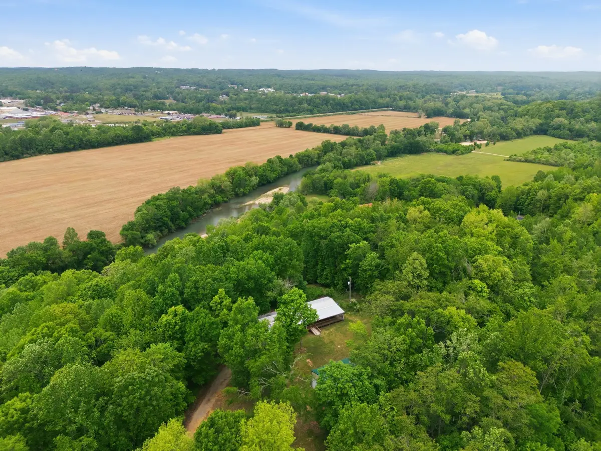 309 River Bluff Rd, Linden, TN 37096 - #1