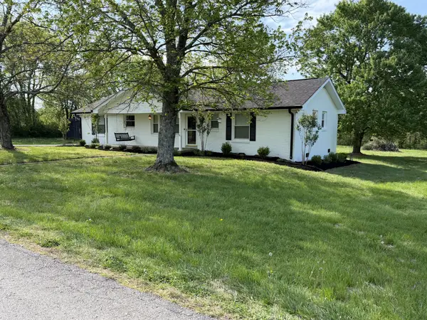 174 Young Rd, Lebanon, TN 37090