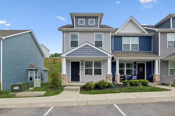 204 Woodland Valley Ln, Clarksville, TN 37040