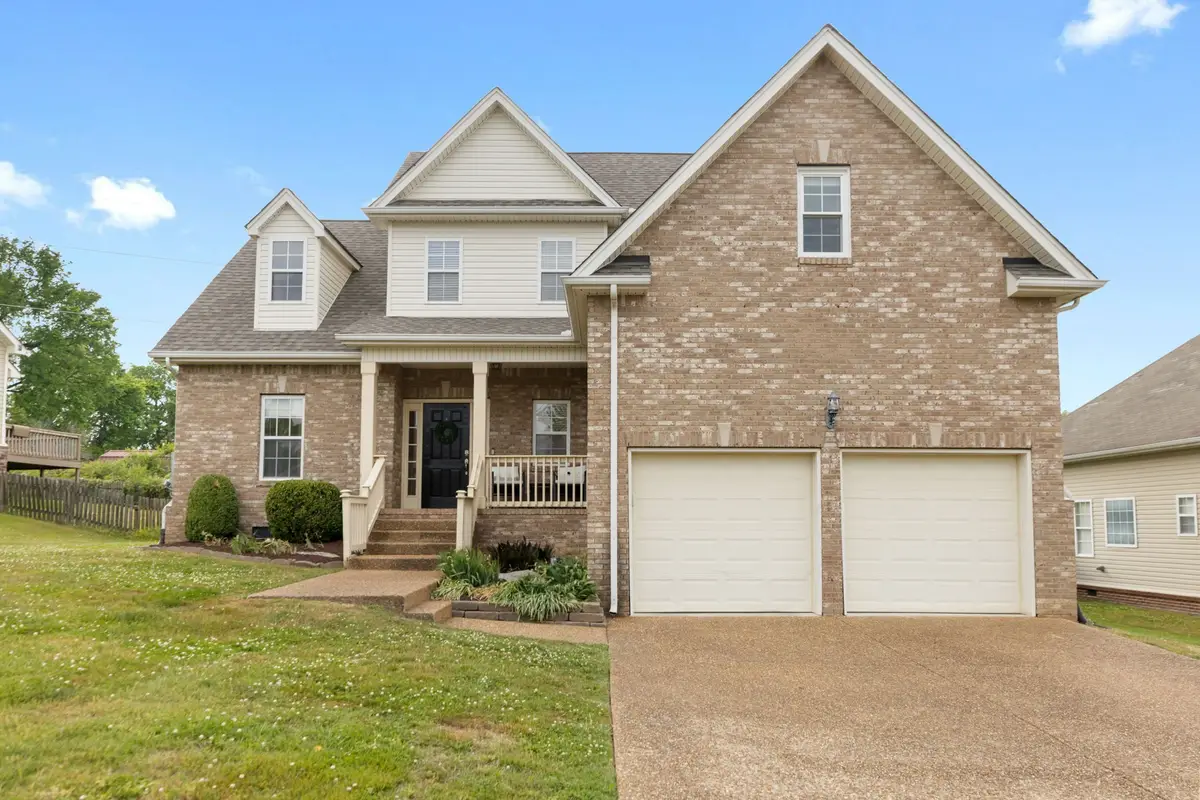 3992 Kristen St, Spring Hill, TN 37174 - #1