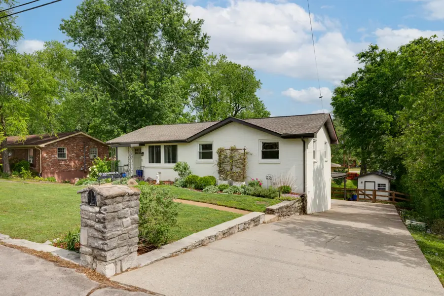 216 Bonnabrook Dr, Hermitage, TN 37076 - #2