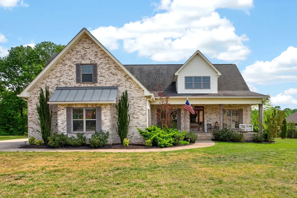 106 Renee Ct, Cottontown, TN 37048 - #1