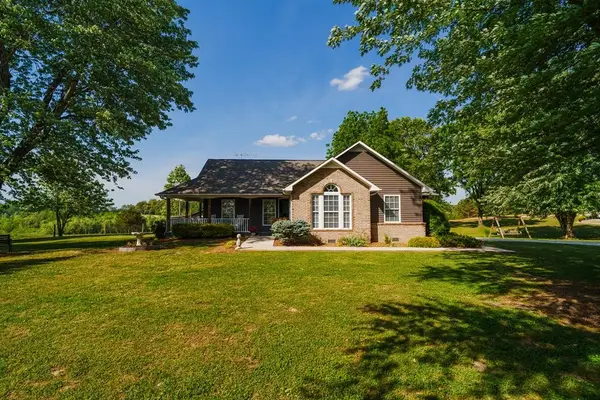 1074 Milk Plant Rd, Sparta, TN 38583