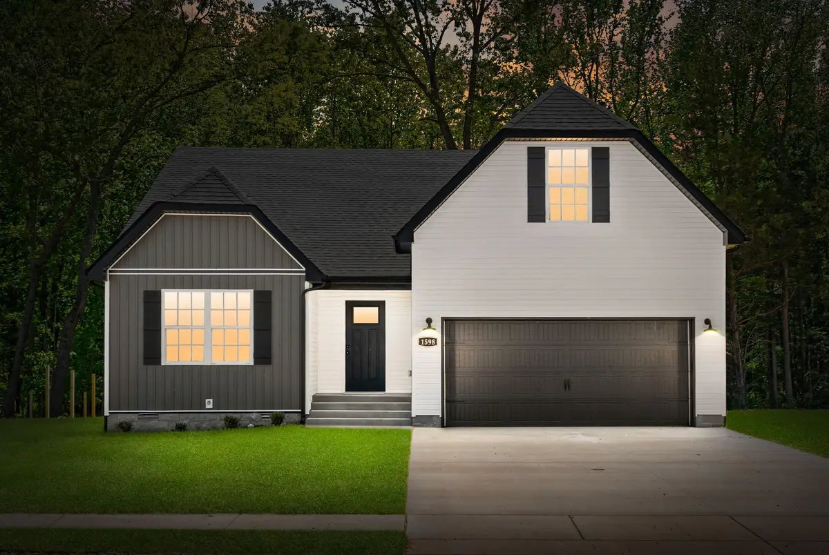 1598 Fredrick Dr, Clarksville, TN 37042 - #1