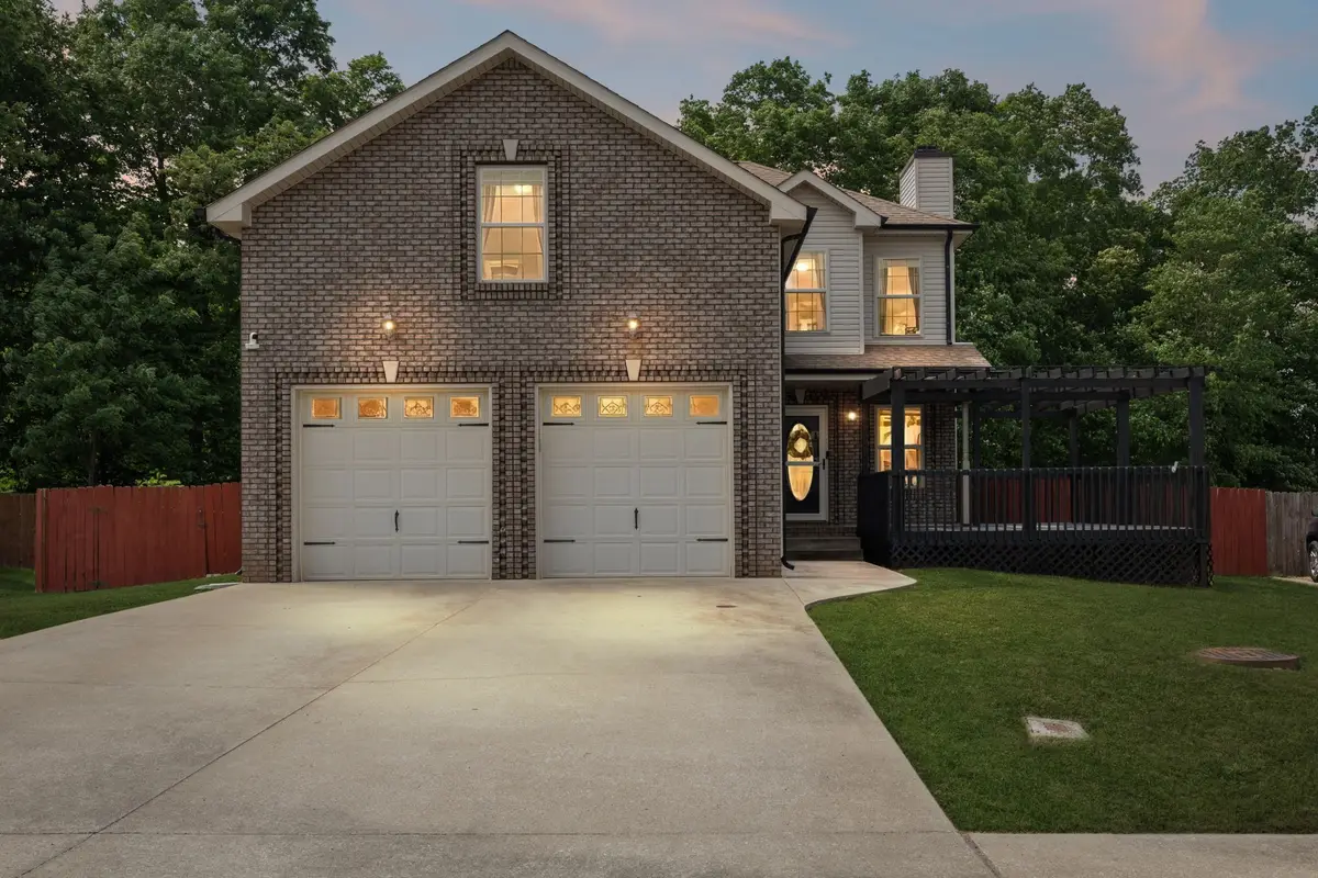 1913 Jackie Lorraine Dr, Clarksville, TN 37042 - #1