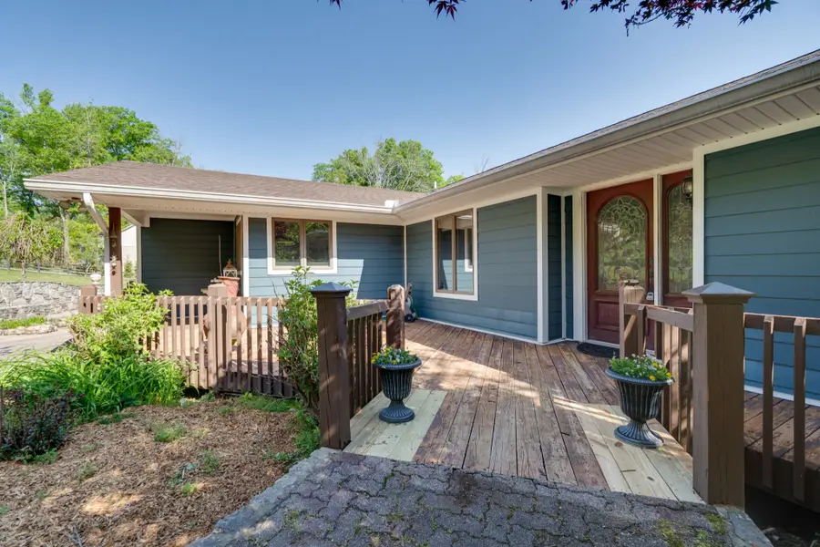 692 Tanglewood Dr, Woodbury, TN 37190 - #2