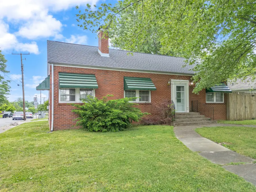 2301 S Virginia St, Hopkinsville, KY 42240 - #3